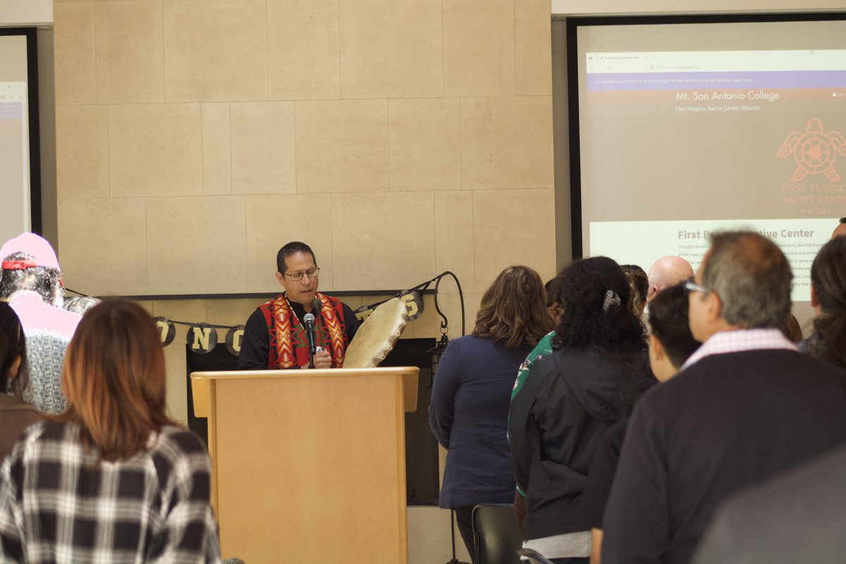 SAConScene's tweet photo. Dr Vincent Whipple led the Native American Intertribal Student Alliance on June 2 in the first official Native American student recognition ceremony, four students received custom stoles, traditional woven blankets, sage and a highly respected eagle feather. https://t.co/w9CYgIO4qs