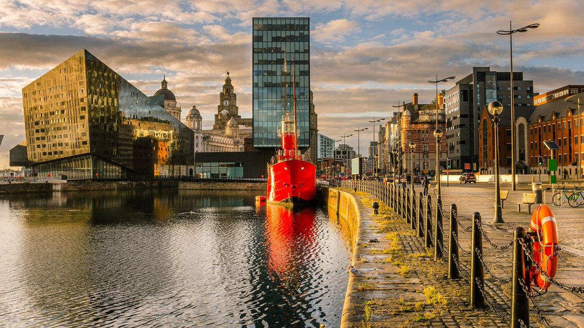 TravelAtLast's tweet photo. Liverpool, England #travel #travelling #travelphotography #flights #CheapFlights #england #liverpool #TravelDiscounts #weekend https://t.co/q6JI7T1aw9