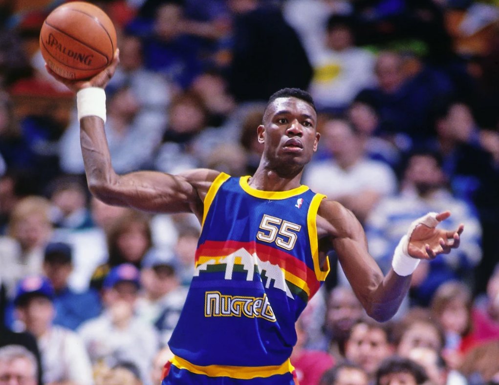 @HoHighlights I love the 90s Suns jersey but the Nuggets will always be my favorite