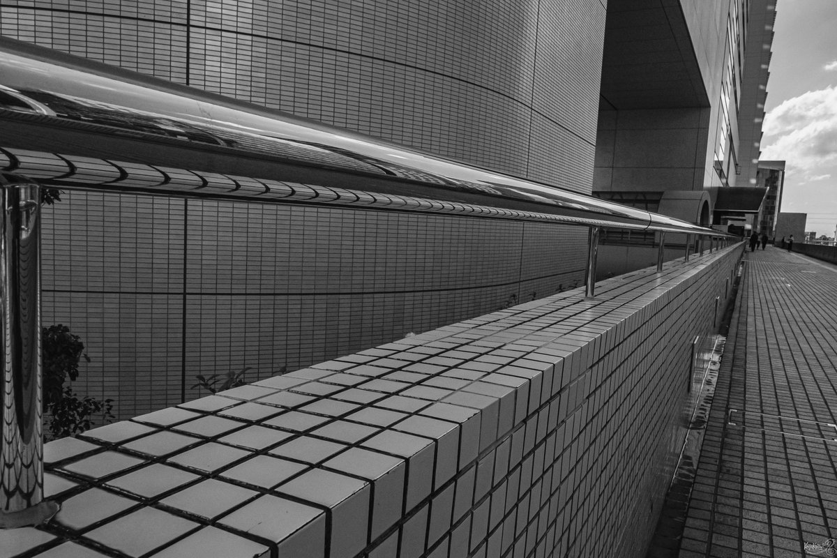 'BNW Project 16-24'
June 5 - AM
Learning The 24mm Field-of-View With Sigma 16mm DC DN f1.4 On Fujifilm X-Pro2...📷

'Linear Leading...'

#blackandwhitephotography #photograghy  #JapanBNW #ThePhotoHour #Lines #Omiya  #bnw_society  @DavidMariposa1 @dainnes67 @TheTiny_Earth
👇4Full