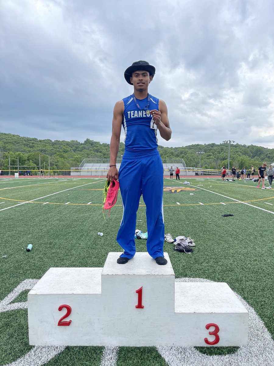 200M
1st Team All-League ✅
2nd Team All-County ✅
State Sectional Champ ✅
<a href="/TneckTFXC/">Teaneck HighwayMen/Women</a> <a href="/dbacks_academy/">Dbacks Academy</a>