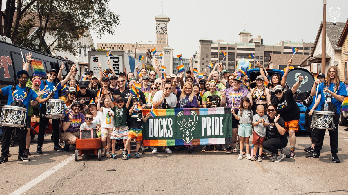 Milwaukee Bucks on Twitter "Showing off our Bucks Pride. 🫶"