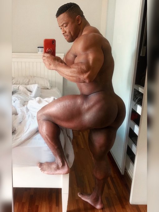 Watch Gym Stallions's leaked NSFW photo on TwXstars