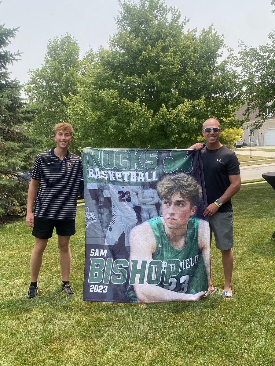 WHS Rocks Basketball tweet media