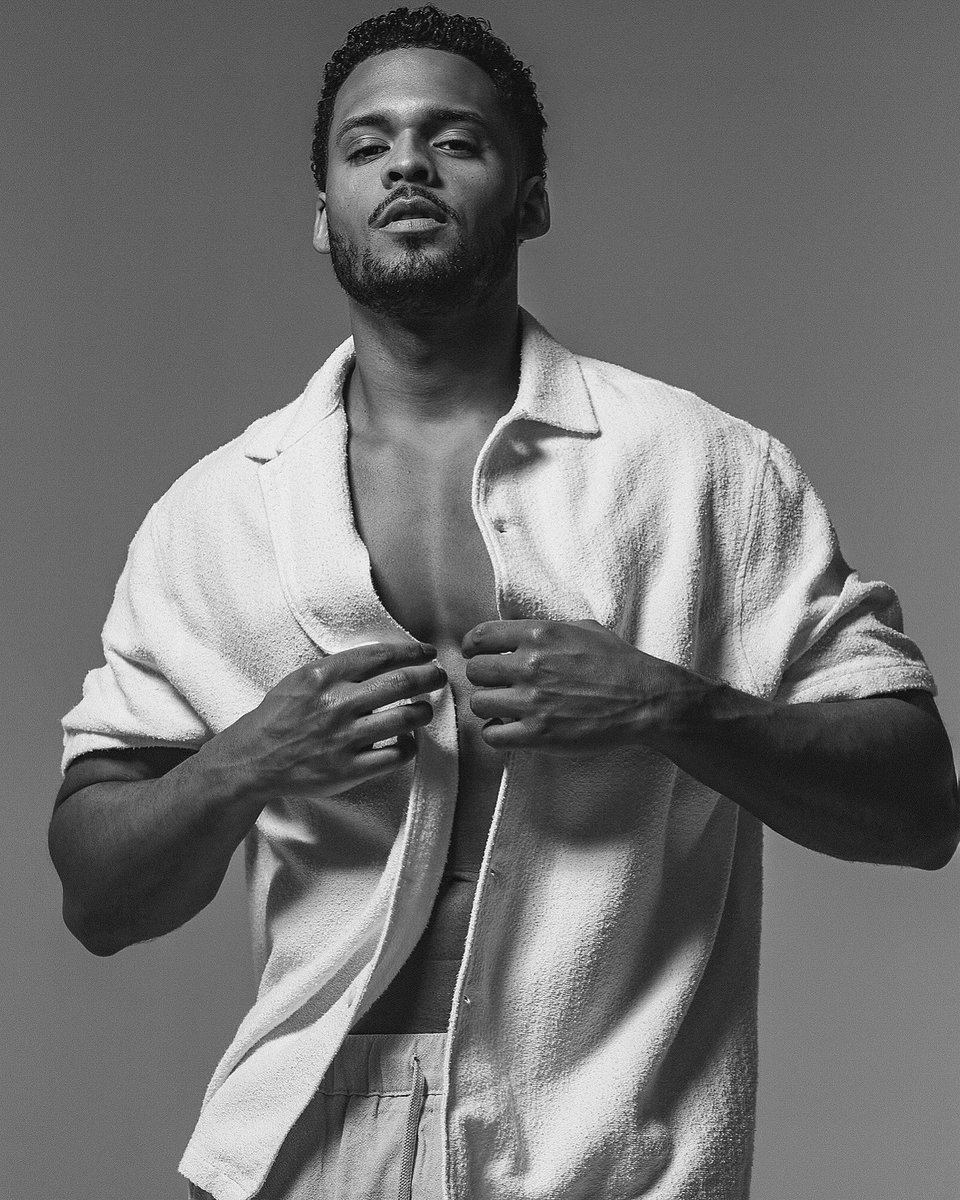 Deric Augustine on Twitter: &ldquo;🖤&rdquo;