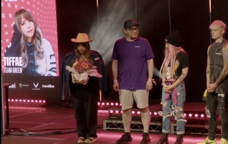 Won the <a href="/DreamHack/">DreamHack</a> Creator Showdown with 69 points 😏😏 $25,000 donated to <a href="/American_Heart/">American Heart Association</a> ❤️ Thank you everyone for the amazing experience!