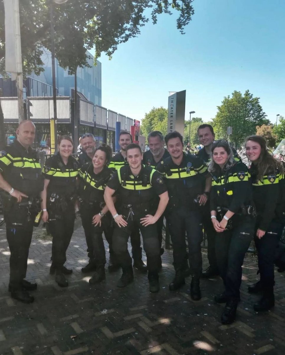 Veiligheidsdag Veenendaal
facebook.com/10006792988265…
^EQ ^IR ^HH