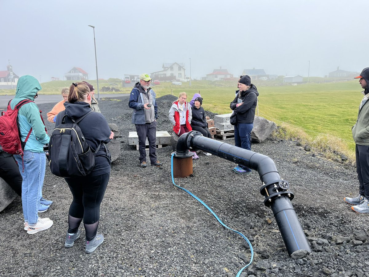 UNLGeography's tweet photo. Day 1 | #GeographyFieldTour

🇮🇸 @GeocampIceland Intro
🇮🇸 @VisitReykjanes @UNESCO Global Geopark
🇮🇸 #Iceland #geology
🇮🇸 #longhouse #Archaeology 
🇮🇸#IcelandicHorse https://t.co/Z6BbrQKvnQ