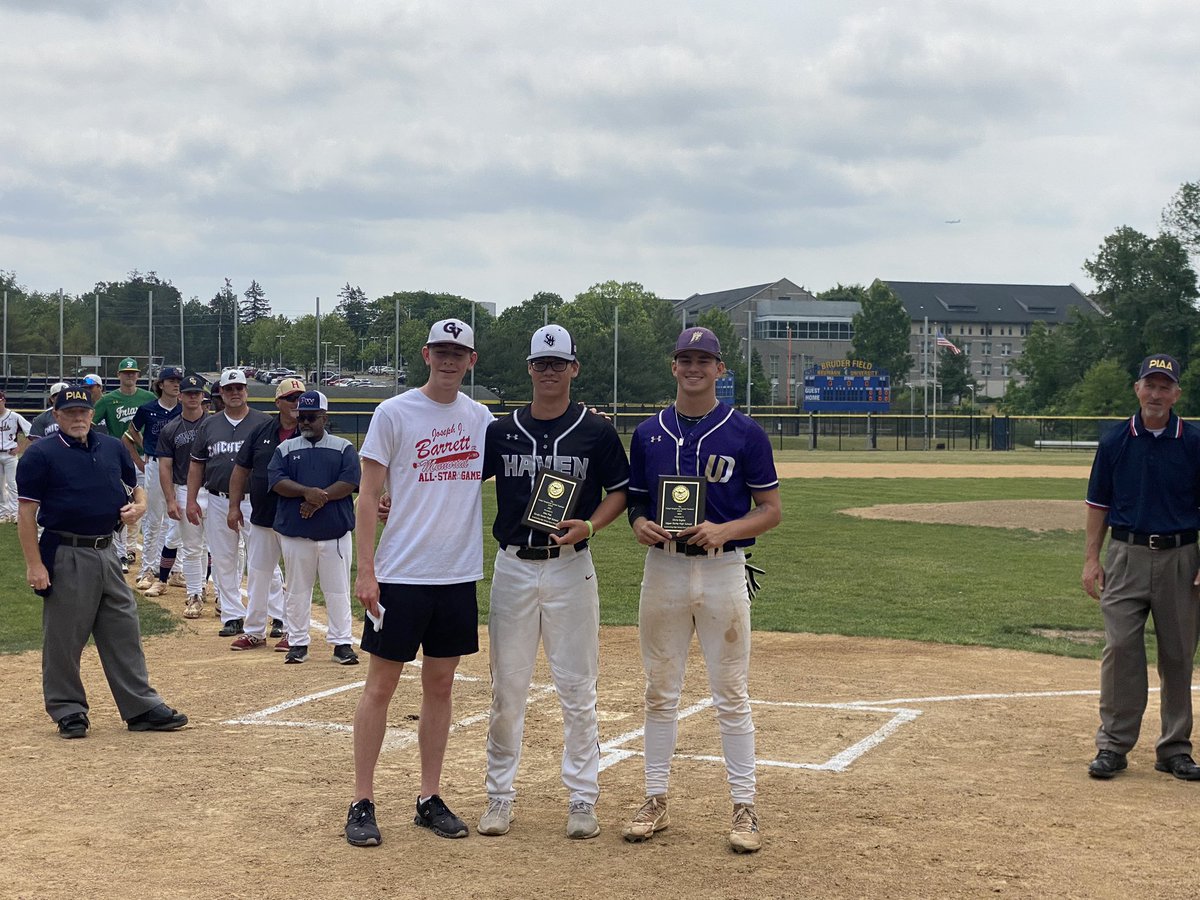 udroyalsbsb's tweet photo. Congrats to Chris Zupito on winning the “Cakey” Dougherty/ “Jumbo” Faulkner Award at the 2023 Barrett All Star Game. He received the award for his efforts this season at Upper Darby as an Outstanding High School Delco Pitcher! https://t.co/d2ocFgqn9d