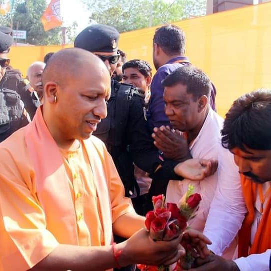 PardhanBjp's tweet photo. उत्तर प्रदेश को सुशासन और विकास के पथ पर अग्रसर करने वाले प्रदेश के लोकप्रिय मुख्यमंत्री श्री @myogiadityanath जी को जन्मदिन की हार्दिक बधाई एवं शुभकामनाएँ। #HappyBirthday 

प्रभु से प्रार्थना है की आप दीर्घायु व सदैव स्वस्थ रहें। https://t.co/plBjjW8l5x
