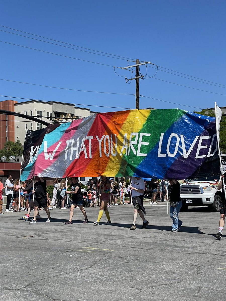 HAPPY #Pride2023 🌈

Our <a href="/huntsmancancer/">Huntsman Cancer Institute</a> team attended the UT pride festival —grateful to show up as our authentic selves, proud &amp; visible.

Our community is stronger when we stand together, lift each other up, &amp; advocate for the rights of ALL  🏳️‍⚧️🏳️‍🌈✨💕 today &amp; everyday!

<a href="/UUtah/">University of Utah</a>