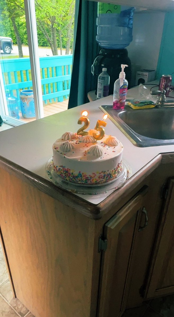 25 🎶🍻💛