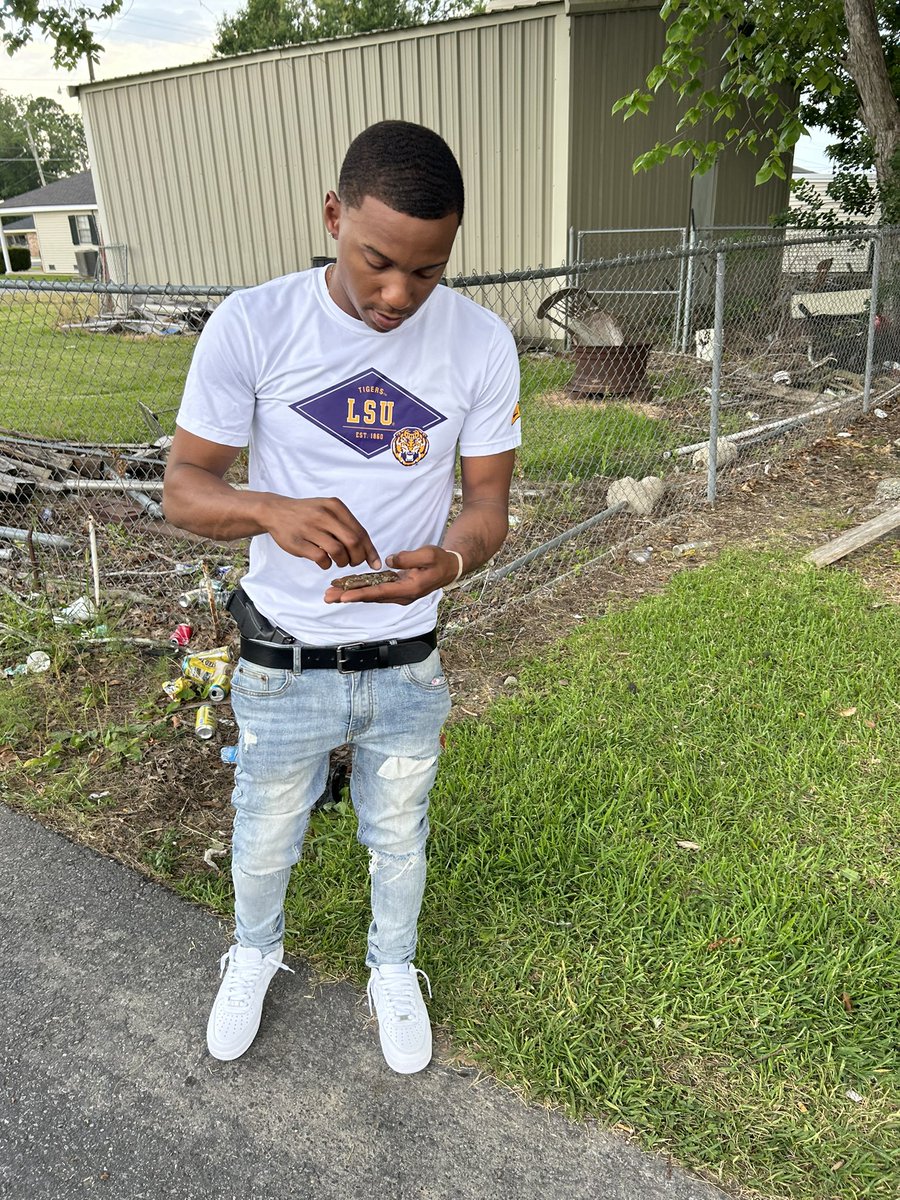 sixtyybandz's tweet photo. times we don't pray go accounted fa, just glad im hea fa another year 💚💚 #RipRabbit #RipDale #RipQuick
#FreeChip #FreeGutta #FreeDreco https://t.co/tualJjfjAy
