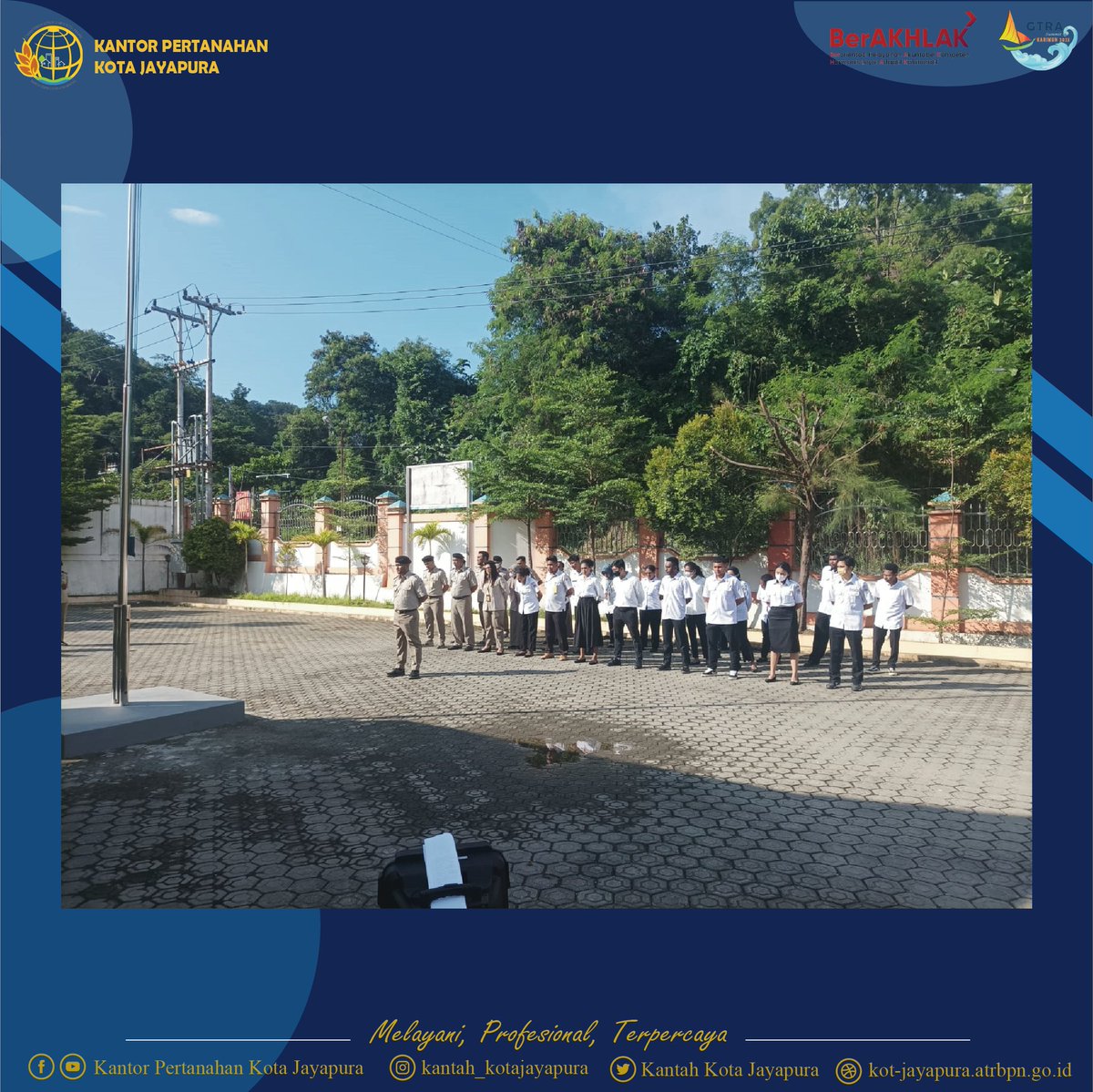 bpn_kotjyp's tweet image. Senin, 05 Juni 2023
Kantor Pertanahan Kota Jayapura melaksanakan Apel Pagi di halaman Kantor yang Dipimpin oleh Kepala Subbagian Tata Usaha, Soraya M. Tuharea, S.H.

#TuntasdanBangkit
#ATRBPNKiniLebihBaik
#ATRBPNMajudanModern
#MelayaniProfesionalTerpercaya