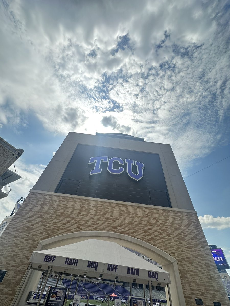 maddox_holder's tweet photo. First camp in the books. Thank you @TCUFootball for a great experience. 

@PCHSfriscoFB @clintsurratt @JaredRCook @Coach_SJennings #dfwshowcase https://t.co/icsawT6Ll2