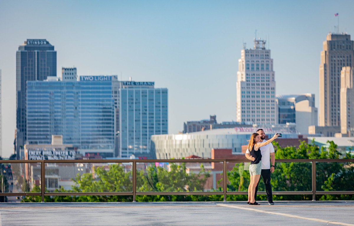 Ivan Leal tweet media