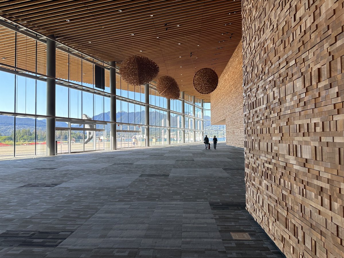 deltaphotonics's tweet image. #csc2023 in #yvr. Can’t wait to meet people in real life again