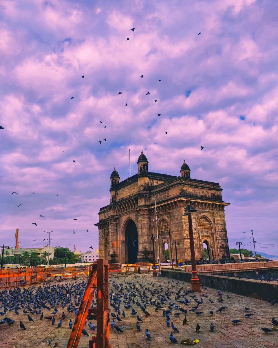 #gatewayofindia #nustaharamkhor #yourshot