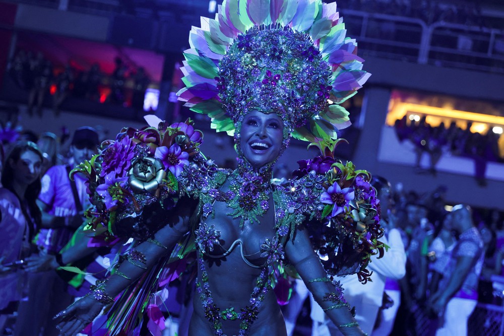 phjournalism's tweet photo. Moments from carnival parade at the Sambadrome, in Rio de Janeiro, Brazil on February 2023.
📸 Pilar Olivares - #Reuters 

#Carnival #brasil #rio #samba #photojournalism #archive #photography #brazil #photooftheday https://t.co/OCV6yZpfIx
