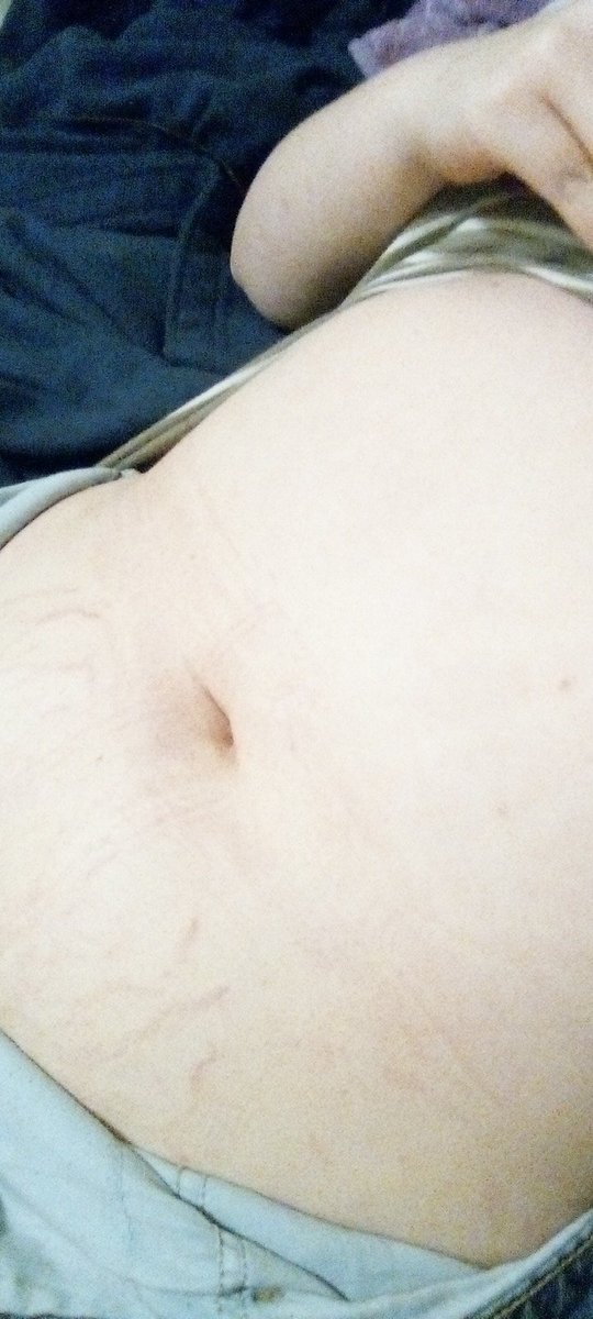 Lizzie_beth267's tweet photo. Big tummy 💕
#stomachfetish #bellyworship #bellyfetish #bigbellly https://t.co/Vr8C3iGjwJ