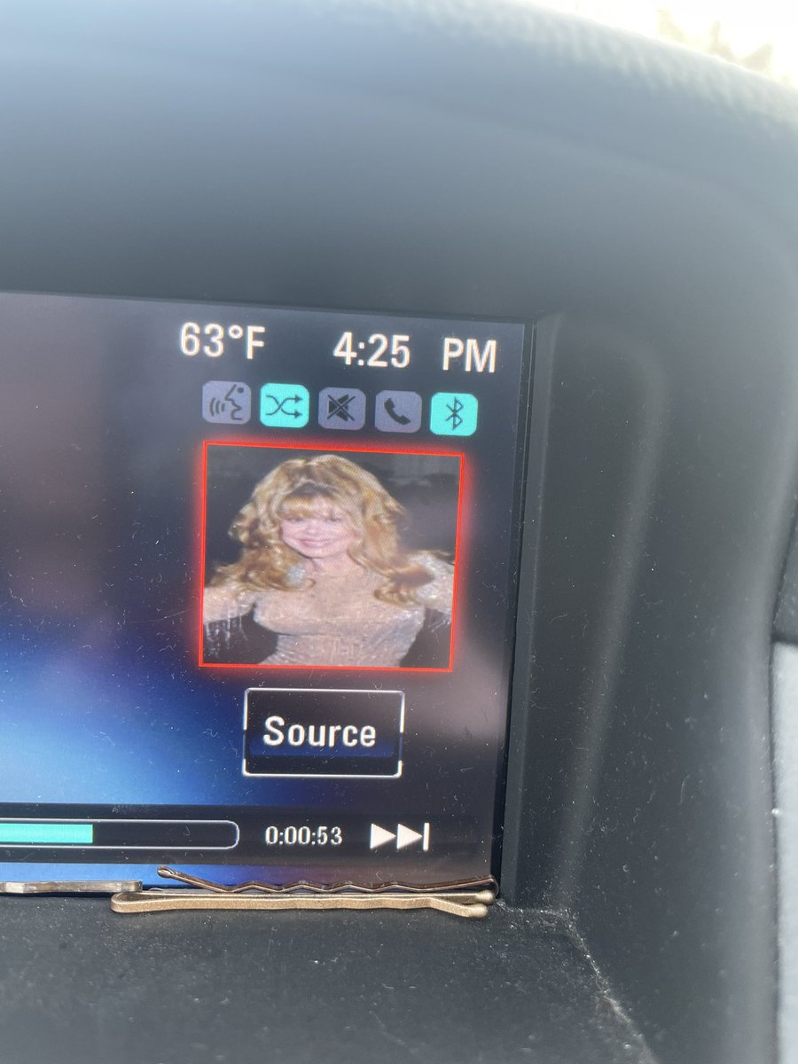 studpuffinn's tweet image. every time I play Clairo my car shows me Charo why does this happen