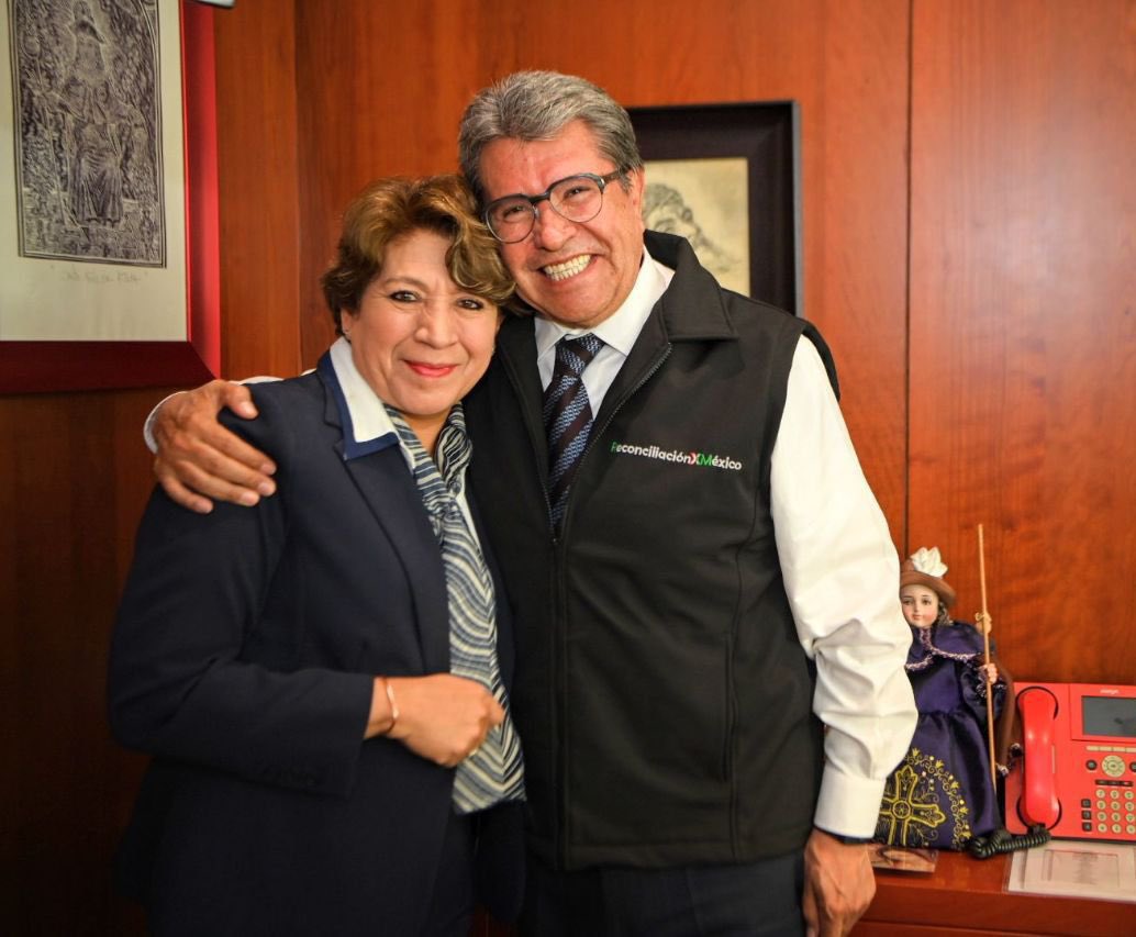 RicardoMonrealA's tweet photo. La perseverancia y congruencia en la lucha social y política siempre tienen éxito; hoy, las y los mexiquenses han logrado un histórico triunfo. La maestra @delfinagomeza iniciará un profundo proceso de transformación, ¡felicidades! https://t.co/3KHeFGDzUG
