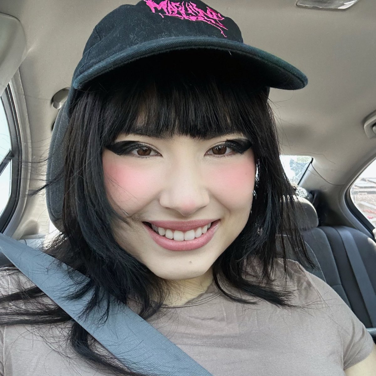 cvnela on Twitter: "horror movies and big announcements !! see u at 8:30 pm pst !! miss u