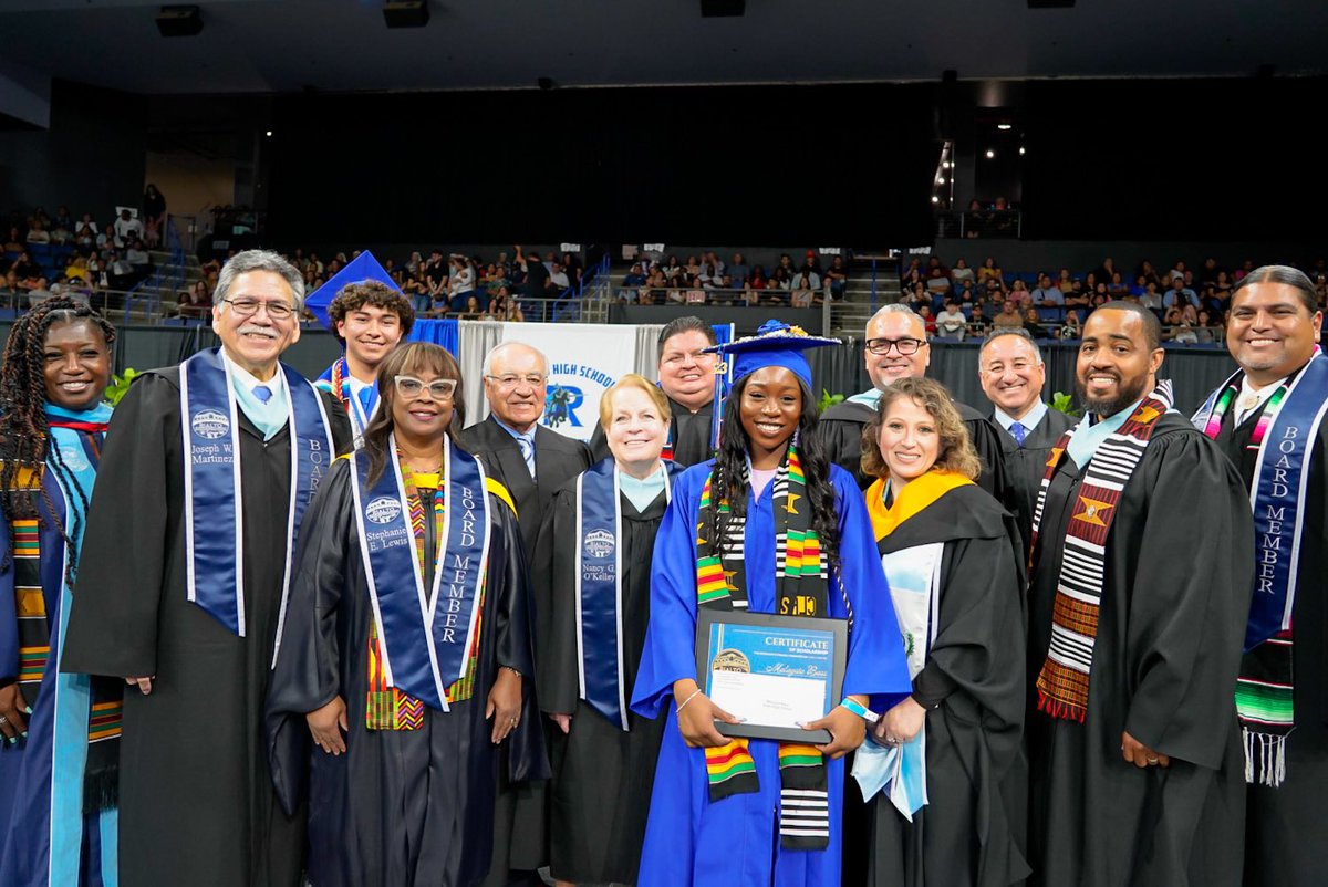 Rialto Unified School District tweet media