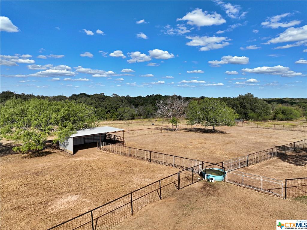 #SOLD Super excited for the next horse folks that will get to make lovely memories here. #KustomRealEstate #SeguinTexas #HorseProperty