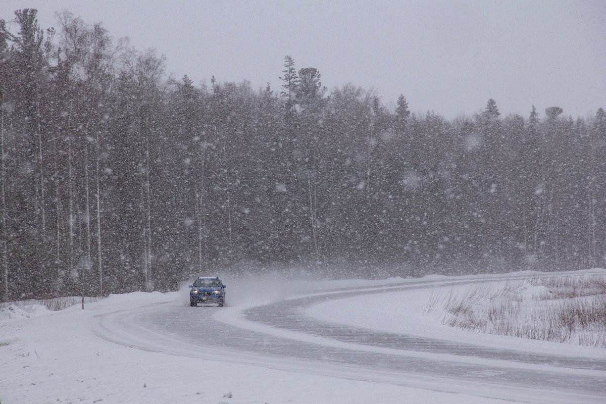 365Turn's tweet image. Kids may talk less to parents as they grow older. Skiing makes it different.  Anticipating the thrill of coming fun, kids are more willing to share, providing parents more opportunities to connect. Long-distance trips bring the family closer.  

#Skiing is bonding.