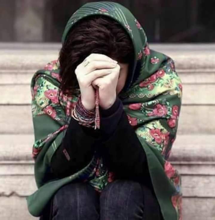 ښځه معصومه، عاجزه او فقیره ده، لطفآ د ښځو سره بد چلند مه کوئ، ښځه مور ده، ښځه خور ده، ښځه هغه څوک ده چې پیغمبران، اولیا،باچاهان او د نړۍ غوره پوهان او علما یې نړۍ ته راوړي.په ښځو د شفقت لاس را تېر کړئ، د انسان په سترګه ورته وګورئ او د مینې  محبت په چاپېریال کې ژوند ورسره تېر کړئ!