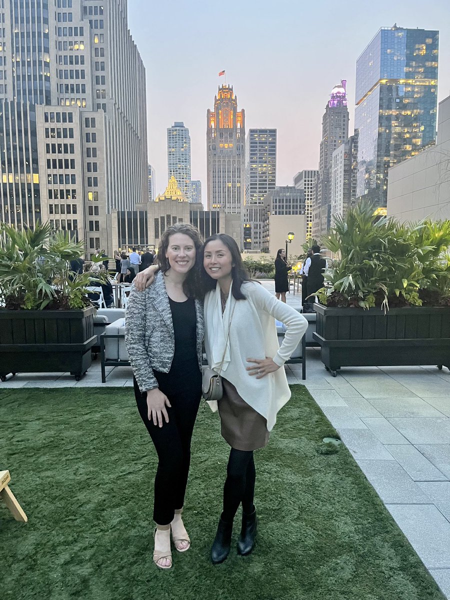 With <a href="/NiuSanford/">Dr. Nina Niu Sanford</a> at #ASCO23.

 <a href="/utswcancer/">UTSW Simmons Cancer Center</a>