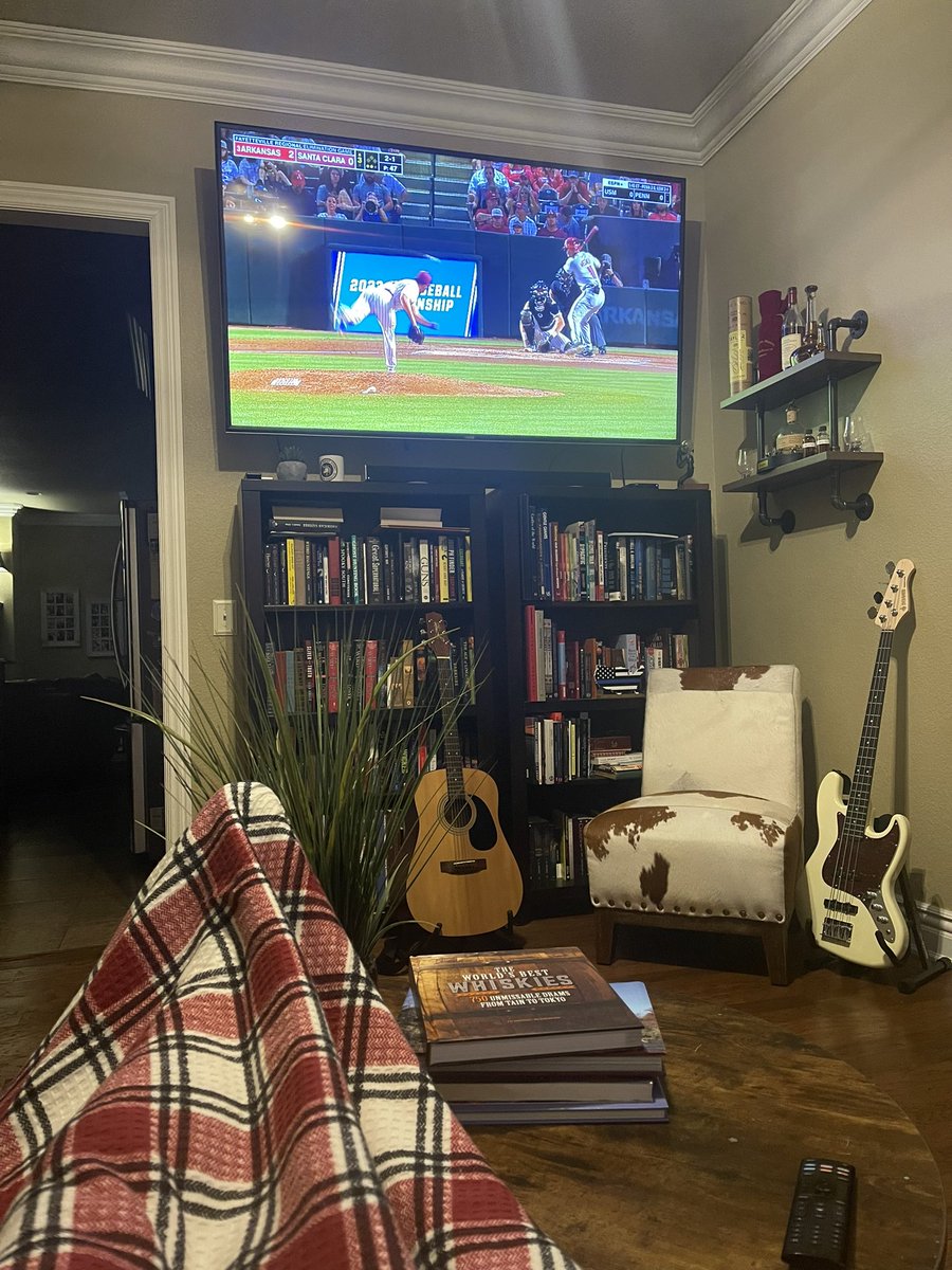 ChiefKJackson's tweet photo. Homerun! Nice to see the #RazorbacksBSB team come out on fire after the crazy loss to TCU earlier today. #NCAABaseball #FayettevilleRegional https://t.co/jF2E3o3oJV