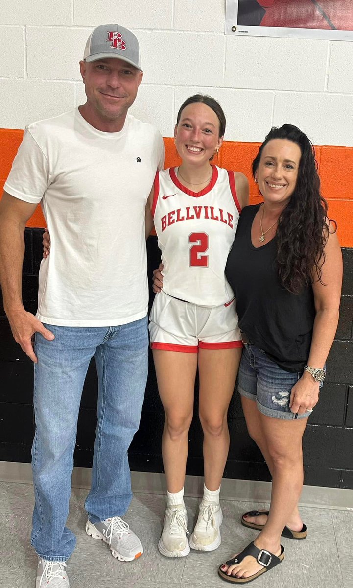 Congratulations to Brahmanette Graduate Sybil McKay on representing Bellville in the Schulenburg “ Lace em Up” All Star Game”!
WE R Bellville Proud!!!