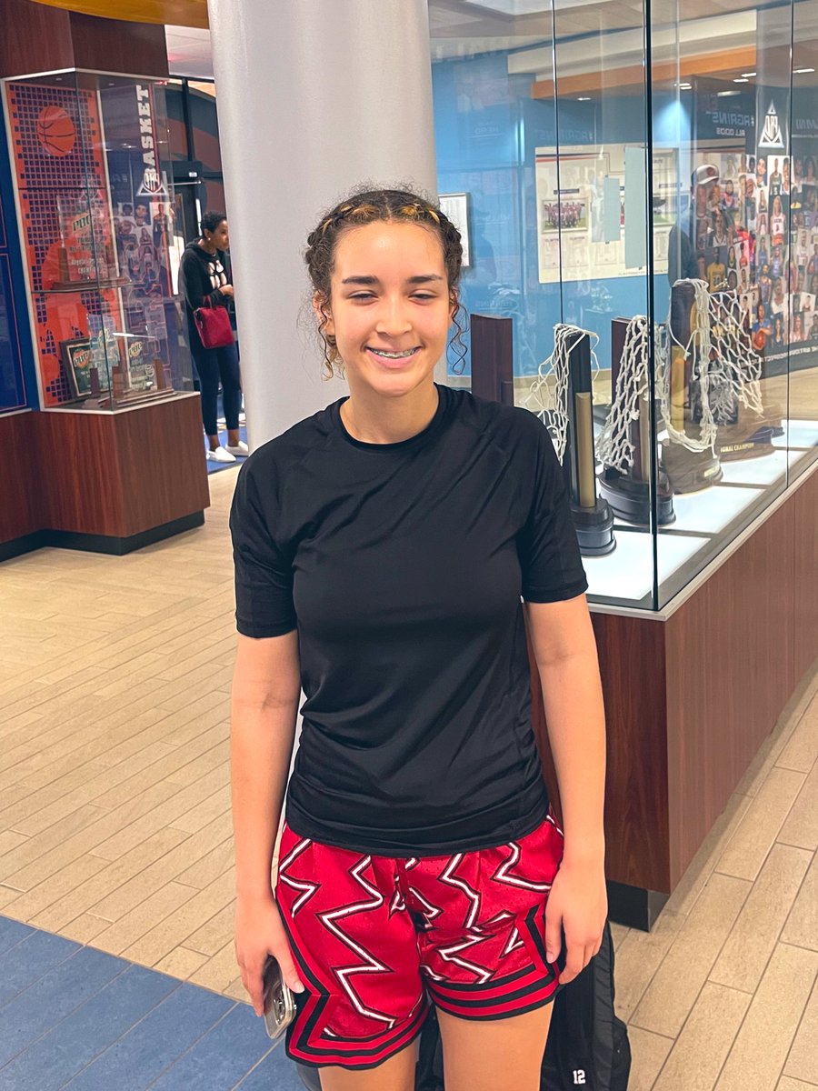 ‘24 <a href="/fannybarber_12/">Fanny Barber</a> (Lafayette) is a consistent #PRO showcase attendee that never cheats the game.

Huntington College (AL) is currently on her recruiting trail, showing serious interest.

Keep working!

#SummerMadness