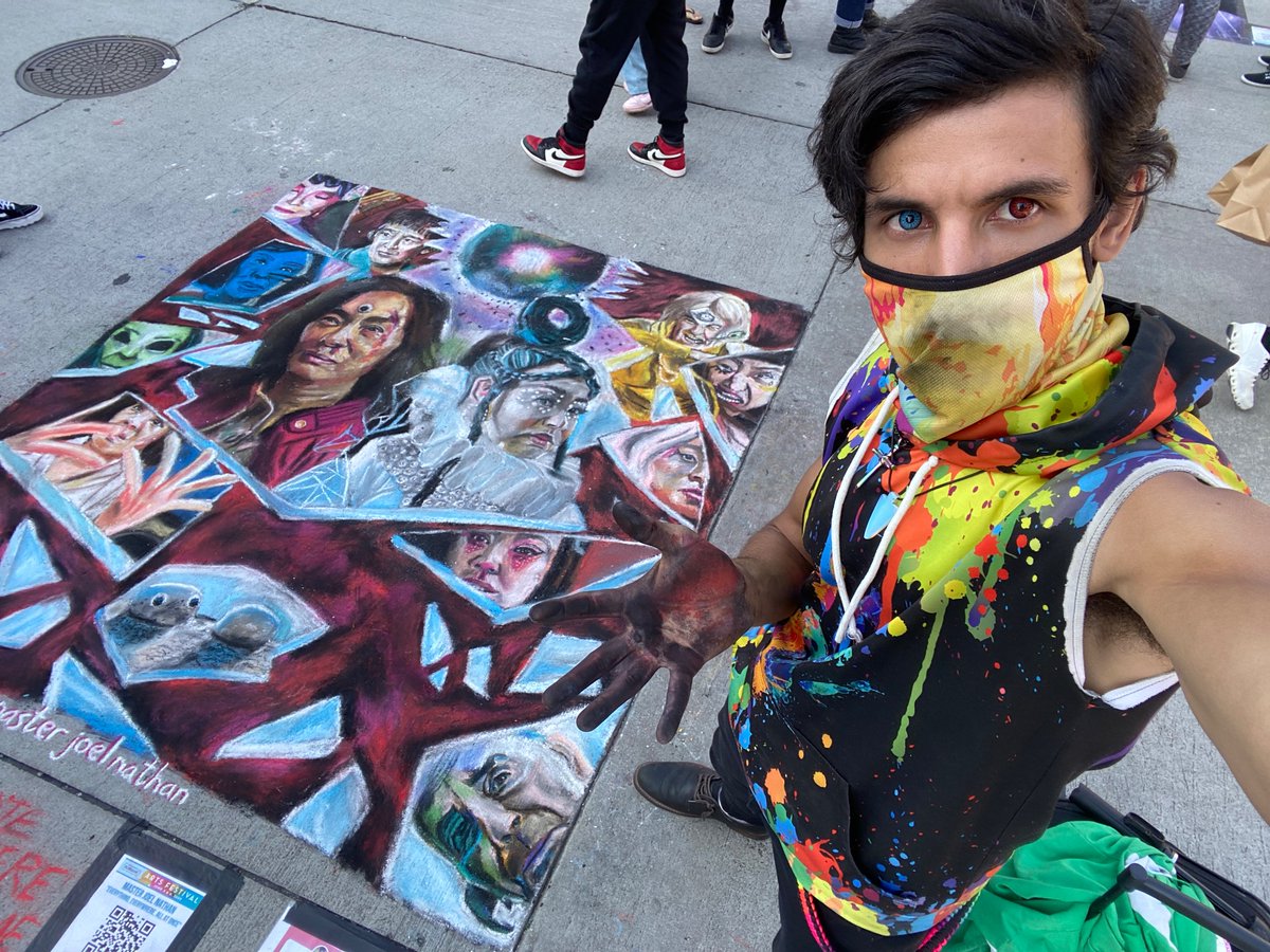 MasterJNathan's tweet image. The EEAAO cast and crew won the Oscars, but my sidewalk chalk won Best in Show in Hollywood!!! 🥇

#chalkart #sidewalkchalk #EverythingEverywhereAllAtOnce #EEAAO