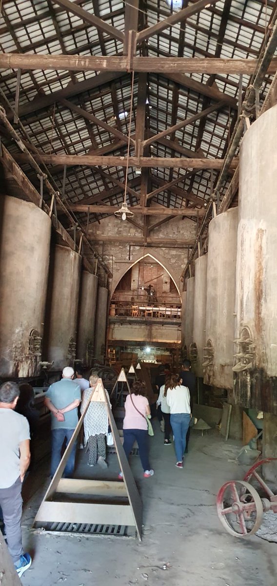 🍇Tanquem un cap de setmana de visites al Celler Cooperatiu de Santpedor (El Sindicat) en el marc de la <a href="/firaviba/">Fira ViBa</a> <a href="/dopladebages/">DO Pla de Bages</a> 

😍Una seixantena de persones han descobert el passat vitivinícola de Santpedor amb un tast en un entorn immillorable de la mà de <a href="/elterrer1834/">El Terrer 1834</a>