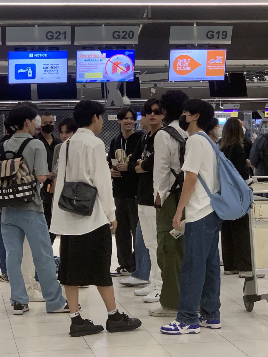 fmelxoxo's tweet photo. Gemini: what is fot doing ? https://t.co/1tf3A3HcmS
