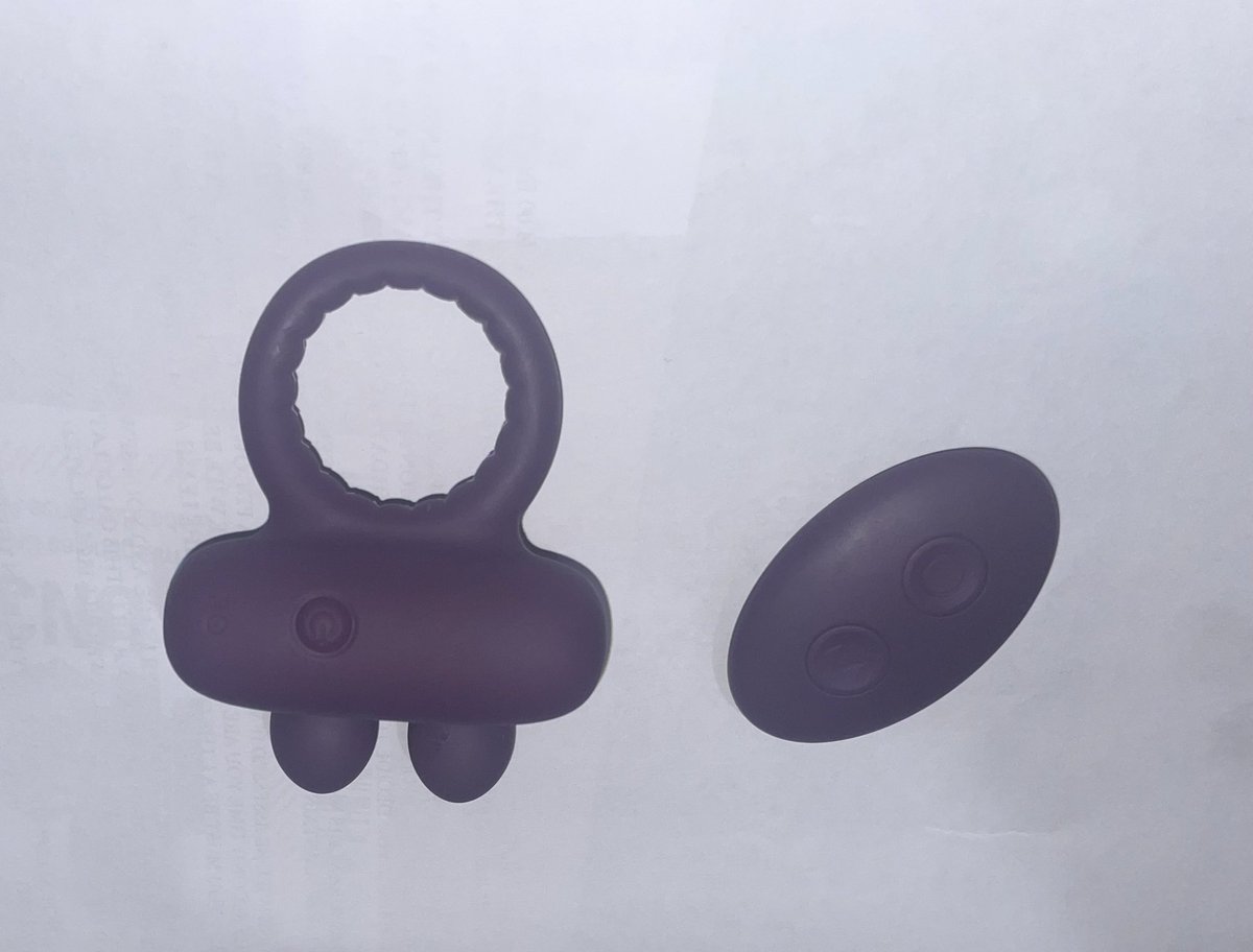 Remote controlled Vibrating cock ring😈 
Thank you Lucy's sex toys <a href="/AvilaIvanen/">💞Lucy's sex toy</a>