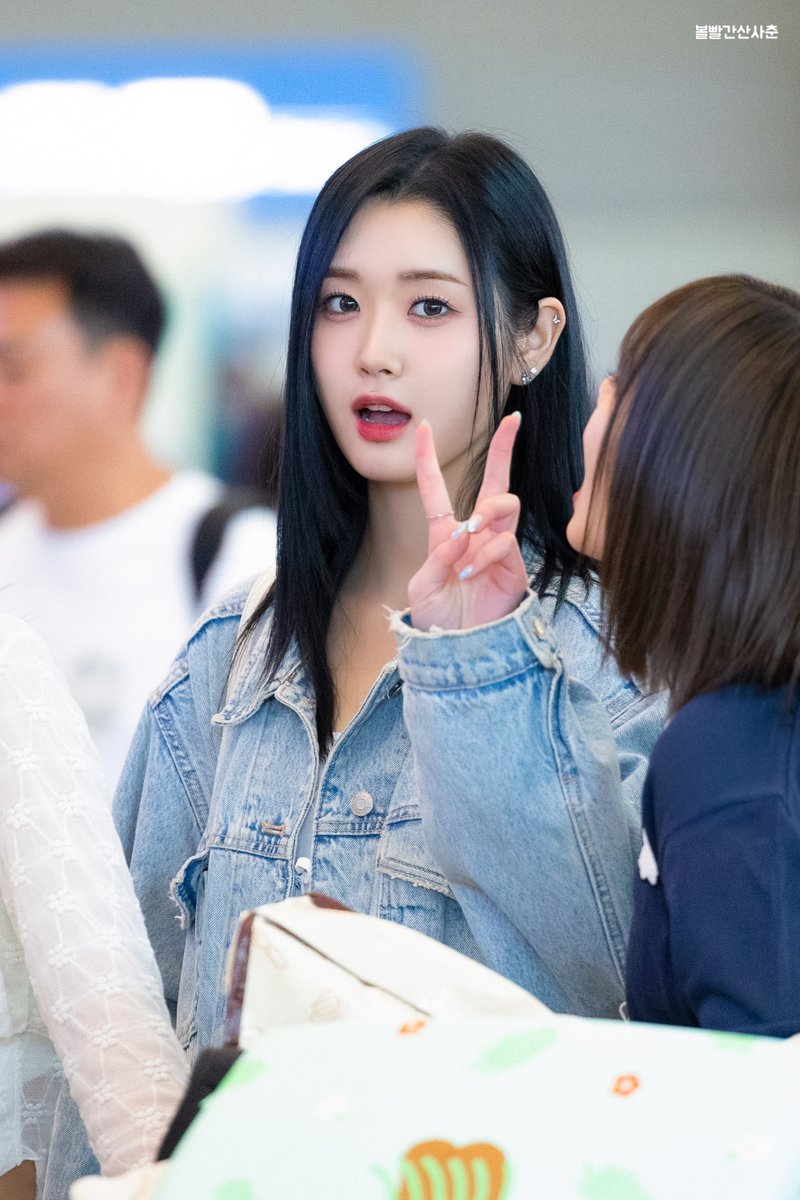 볼빨간산사춘 tweet media