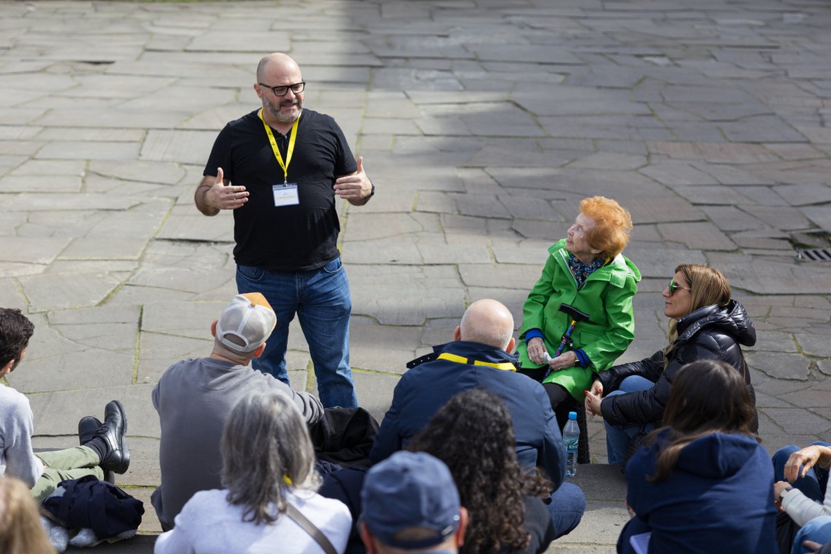 Our educator Elad took his group back through time to a golden age when Kazimierz was a bustling cultural hub of Jewish life. 🕍🕎

📸 @samuelmchurchill

#marchoftheliving #holocausteducation