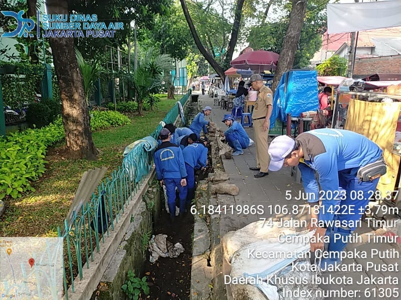 Kegiatan Perbaikan Saluran Jl. Rawasari Timur RW 02, Kec. Cempaka Putih, Dikerjakan oleh Satgas Sudin SDA Jakarta Pusat
@DKIJakarta
@BPBDJakarta
@BeritaJakarta
#PasukanBiru 
#SiagaTanggapGalang
#OperasiSiagaIbuKota
#JagaJakarta
#JAKI
#SuksesJakartauntukIndonesia