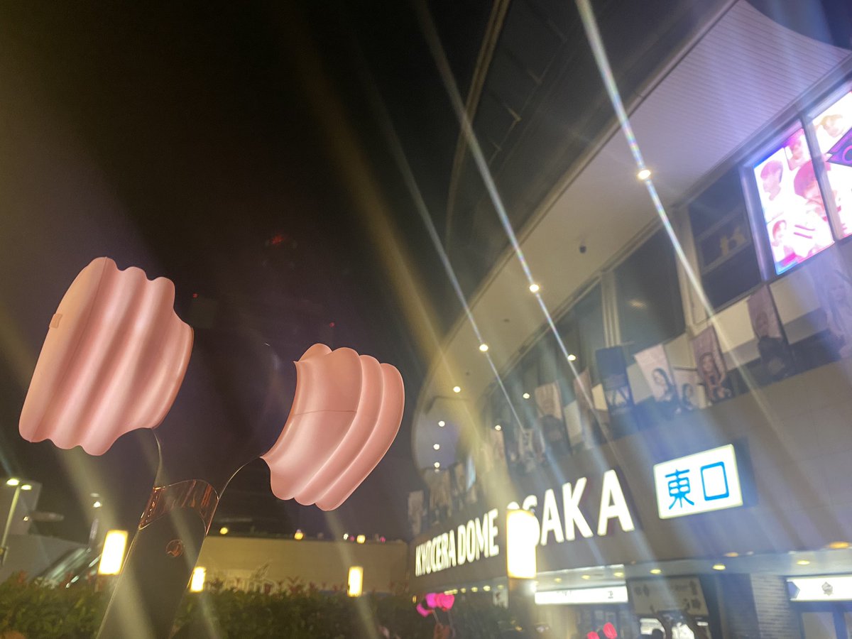 _____ldh88's tweet photo. 2023.06.03 in 京セラ
𝘉𝘓𝘈𝘊𝘒𝘗𝘐𝘕𝘒 初参戦 ~ 🖤💗🖤💗

JISOO が おらんかったのが
残念 すぎたけど 楽しかった 🫰

絶対 また 行く 🥹🤍 https://t.co/ghiGtcM14W