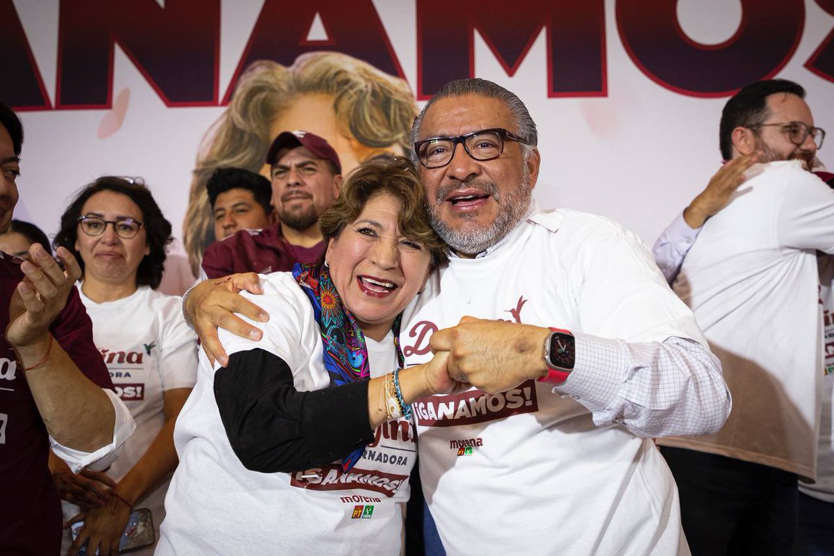 ¡Ganamos! ¡Tenemos Gobernadora!

Con la maestra <a href="/delfinagomeza/">Delfina Gómez A.</a> llegará la transformación que tanto esperaban las y los mexiquenses.