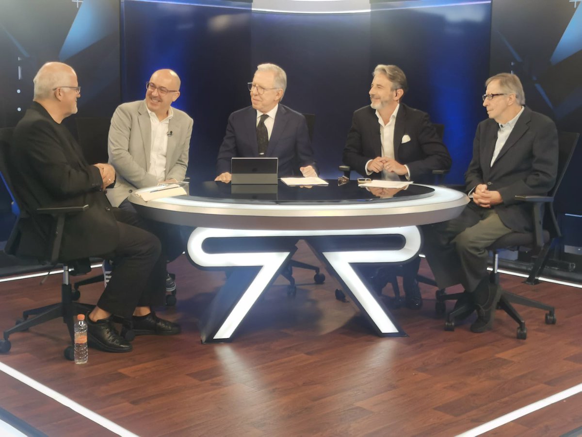 lopezdoriga's tweet photo. #Decide2023 #AbriendoLaConversación La mesa de análisis con @JACrespo1, @juliopatan09, @JuanIZavala y @juanbaaq en #Radiofórmula y #Telefórmula 

En vivo: https://t.co/w741SLLfVM https://t.co/ka2u0lNNEP