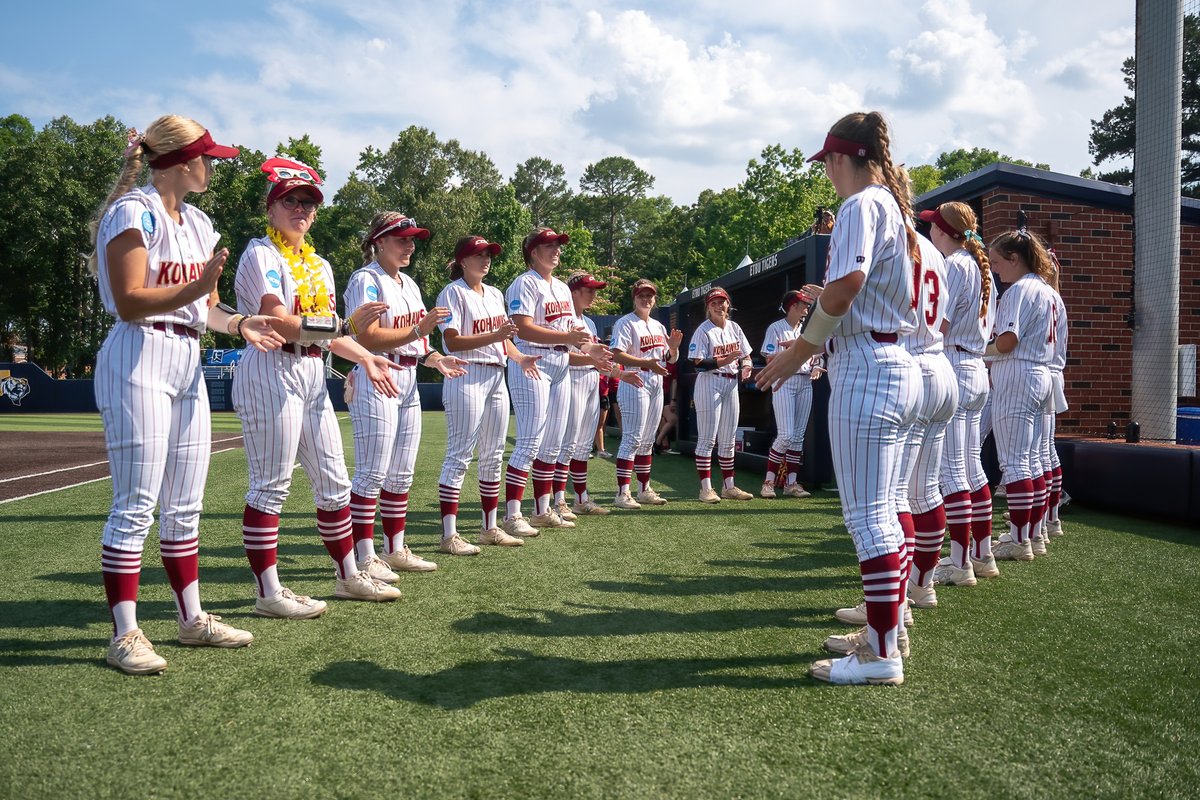 CoeAthletics's tweet photo. This evening's second game between @CoeSoftball &amp; Trine has been postponed due to inclement weather.

The teams will play tomorrow at 11 AM for the right to advance to the National Title series. 

#KohawkNation | #D3SB https://t.co/fd88z3yGTf