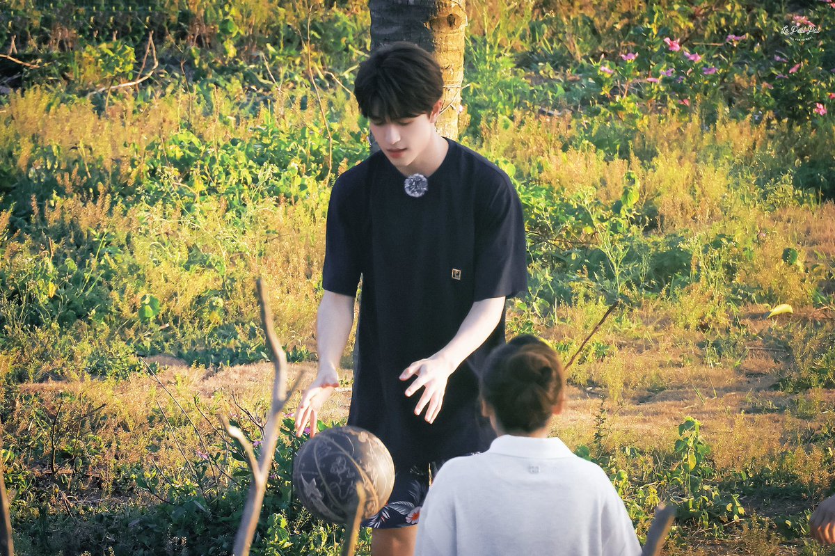 LePetitPat1020's tweet photo. 20230604 综艺录制

@patrick_pppat
#แพทริค #PatrickFinkler #尹浩宇 #Patrick尹浩宇 https://t.co/XefNPz325e