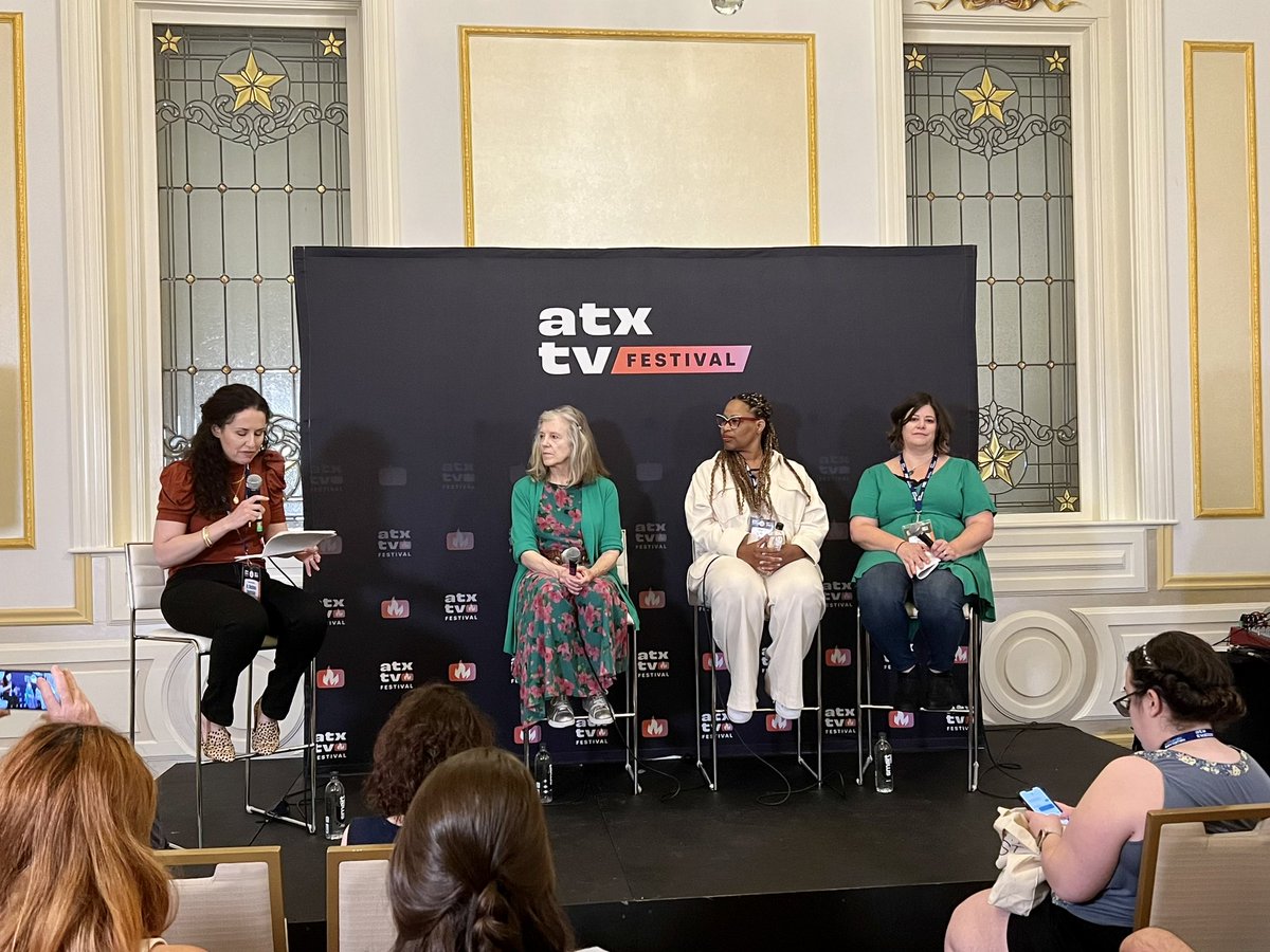 Most people want to die at home but research shows death on TV is highly medicalized. We need to see a different story about care at the end of life. @endwell @LearCenter @ShoshUMD @HollywdHealth #ATXTVs12 #caregiving #culturechange