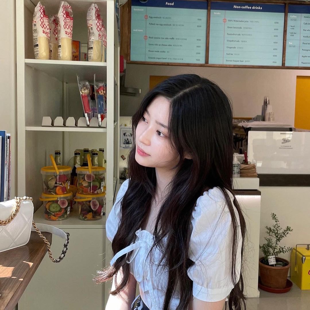 맨날여기와 tweet media