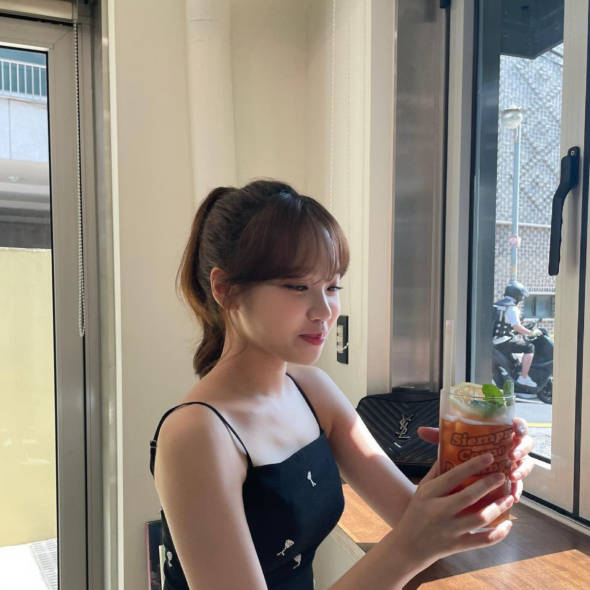 맨날여기와 tweet media